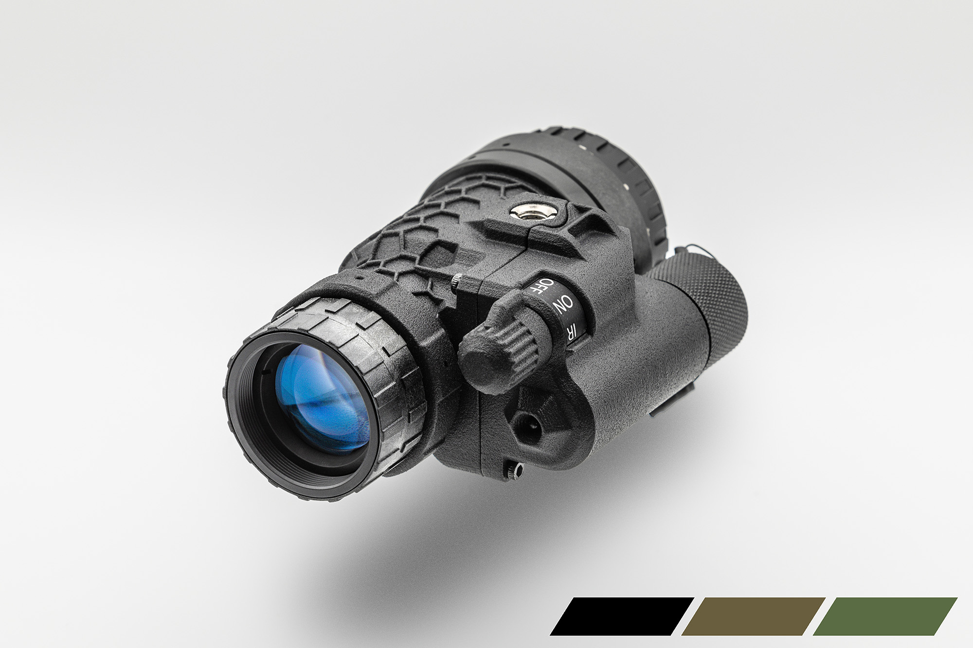 UNVM_Front_R_Black_LIGHT_colors